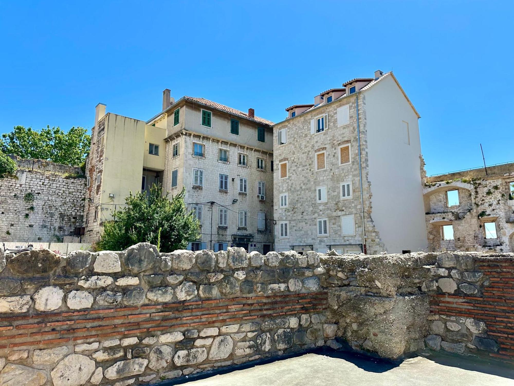 Diocletian Tower - Bella Vista & Palazzo Spalato Esterno foto